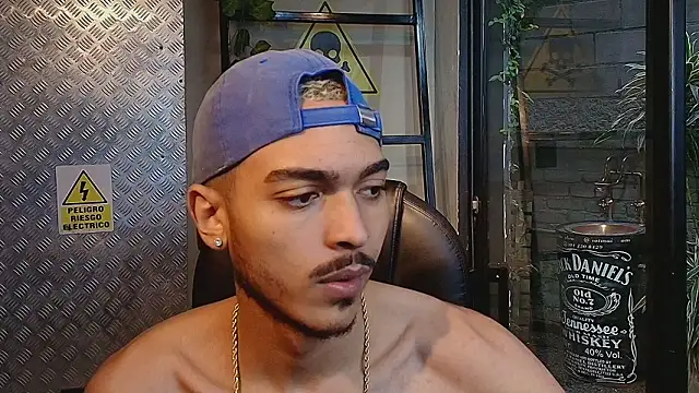 MarcusRain_ live sex cam