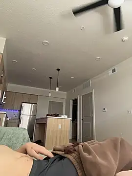 PAPITRVN live sex cam