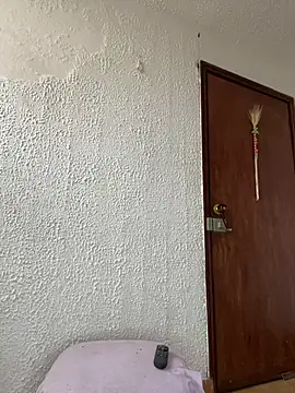 Sexyquerubin live sex cam