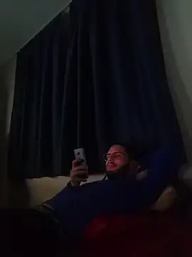 EyesNeverLies live sex cam