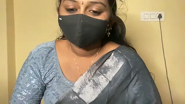 Tanuja-Sexy live sex cam