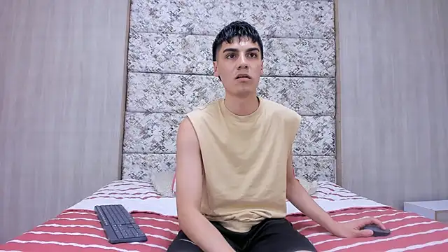 frank_jhonsson live sex cam