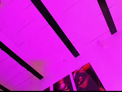 Alannarose06's cam snapshot