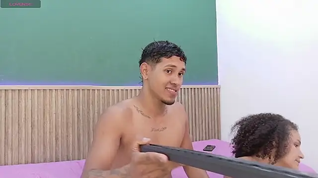 saveur_latin's cam snapshot