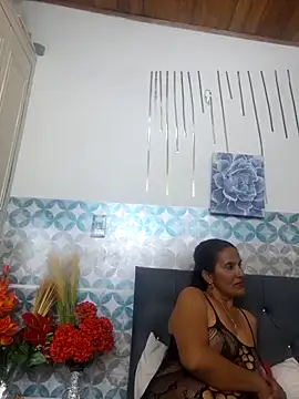 Lorenaluna's cam snapshot