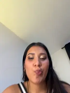 IsabellaJoness_ live sex cam