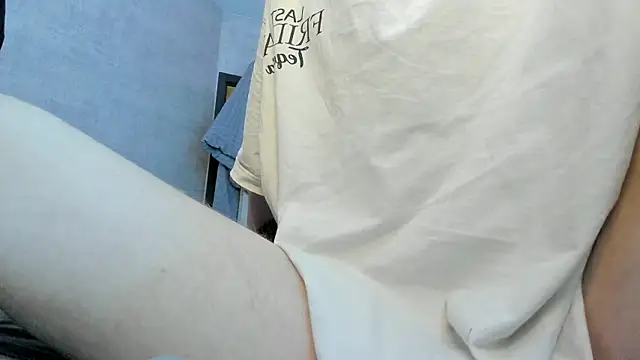 miya_meow_miku live sex cam