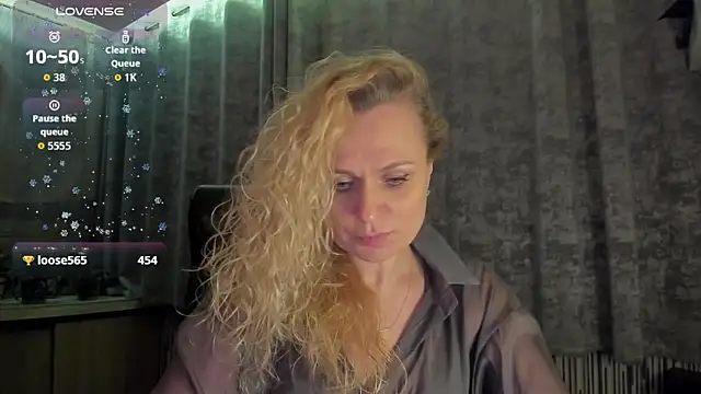 LanaLight_x's cam snapshot