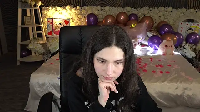 BabyFlowerr's cam snapshot