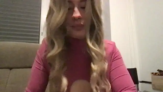 Ameliiya's cam snapshot