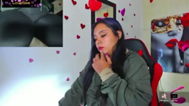 Charis_21 live sex cam