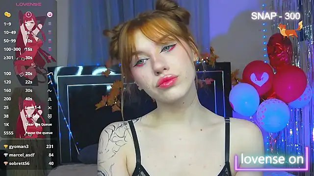 MeganNewCat's cam snapshot