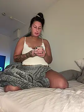 Dirtymind30 live sex cam