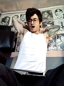 Loggan_donnelly live sex cam