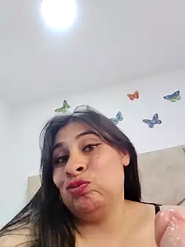 Camila_baby777's cam snapshot