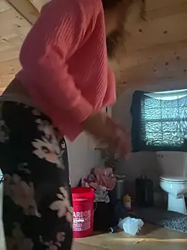 QueenNefertiti's cam snapshot