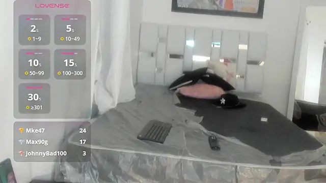 MissDiabla_ live sex cam