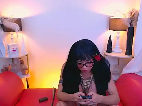 Alluring_Carmela live sex cam