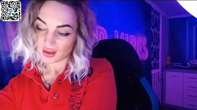 Vellora_'s cam snapshot