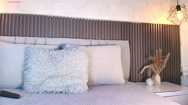 SHANONCLARK live sex cam