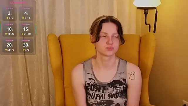 LatinaHuguenin's cam snapshot