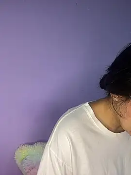 Marianahb-e live sex cam