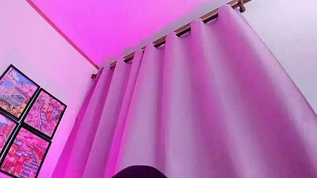 Carolina_Burninng's cam snapshot