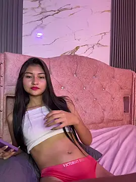 Aylin_fire's cam snapshot