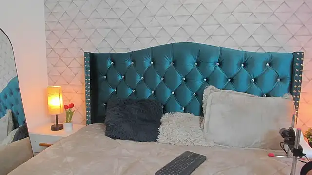 Valery_jame's cam snapshot