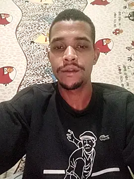 LATREL22ctmtrs live sex cam