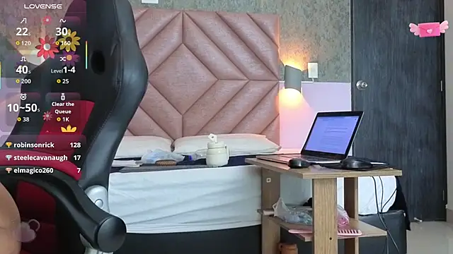 tabata_monroe's cam snapshot