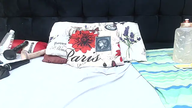 massive_booty25's cam snapshot