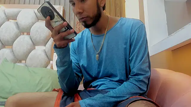 james__walsh's cam snapshot