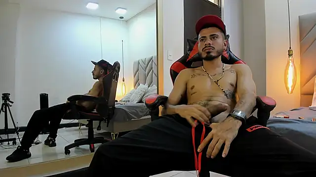 MatthewCullen's cam snapshot