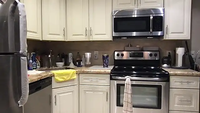 BigGuyMuscle's cam snapshot