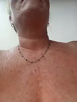 Sexy-Woman-Mature live sex cam