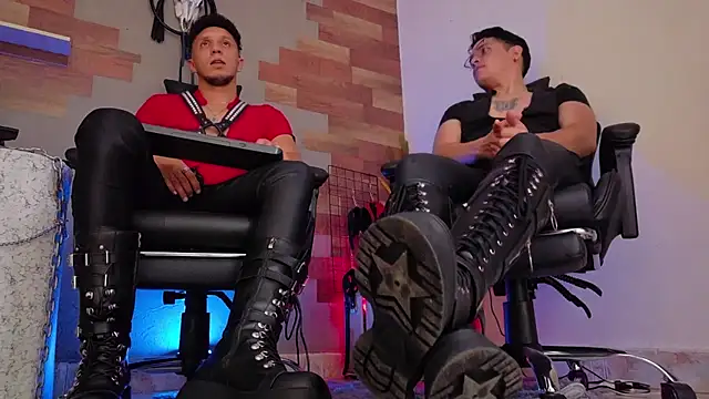 AngeloandEdward's cam snapshot