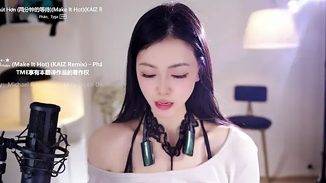 Ocean--Lili live sex cam