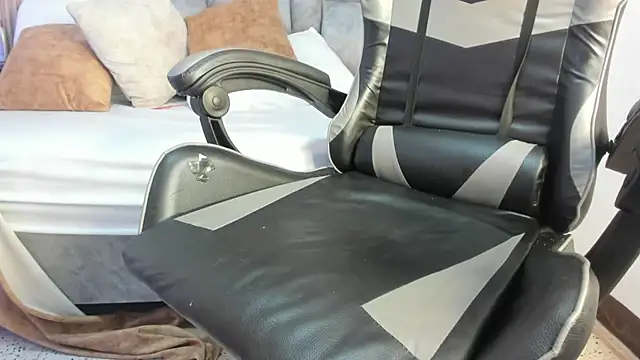 _liv_'s cam snapshot