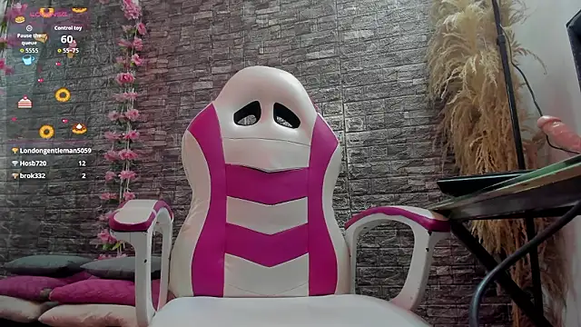 candy_kiss__'s cam snapshot