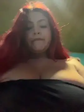 Lia-Moon77 live sex cam