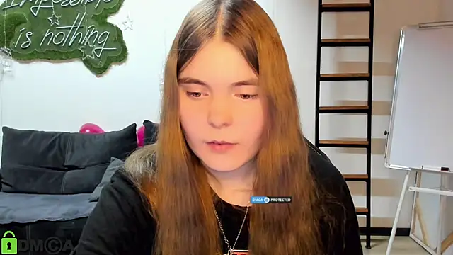 MiraaBloom live sex cam