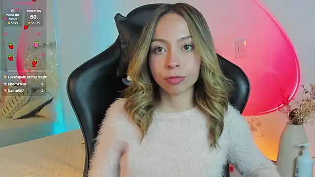 LuuluBerry's cam snapshot