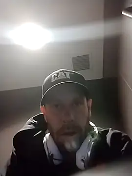 axelongshaft69 live sex cam