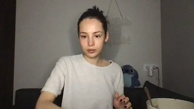 Yuna5343 live sex cam