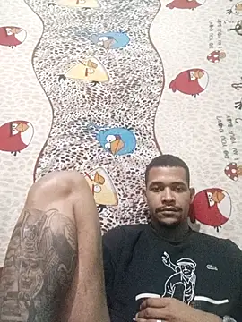 LATREL22ctmtrs's cam snapshot