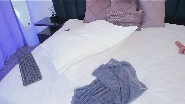 alaia7h's cam snapshot