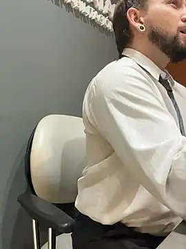 Chubandchaser live sex cam