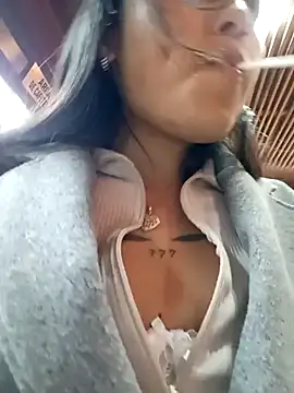 LunaHot_777 live sex cam