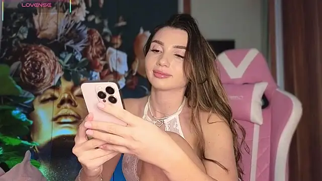 ReyaSophia live sex cam